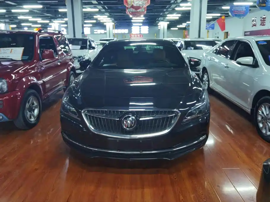 Buick LaCrosse — миниатюра 2