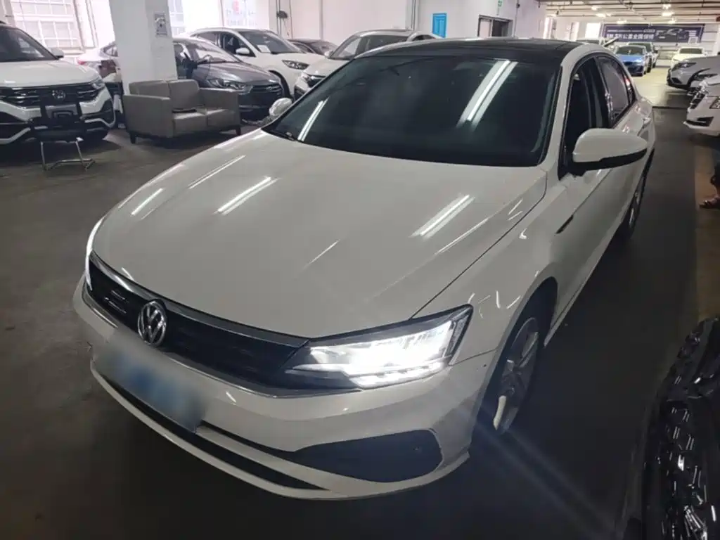 Volkswagen Lamando 2019 230TSI DSG VI