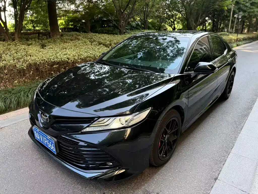 Toyota Camry 2018