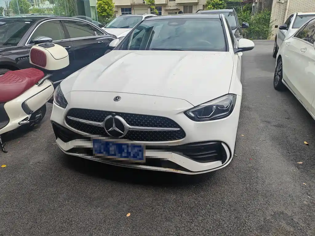 Mercedes-Benz C-Class — миниатюра 2