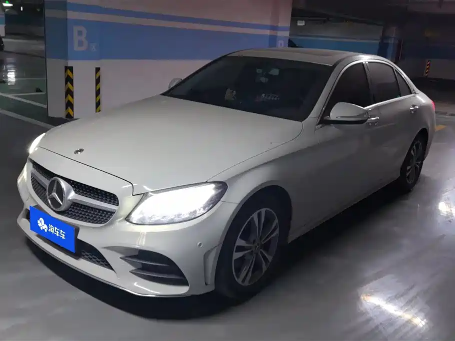 Mercedes-Benz C-Class 2020