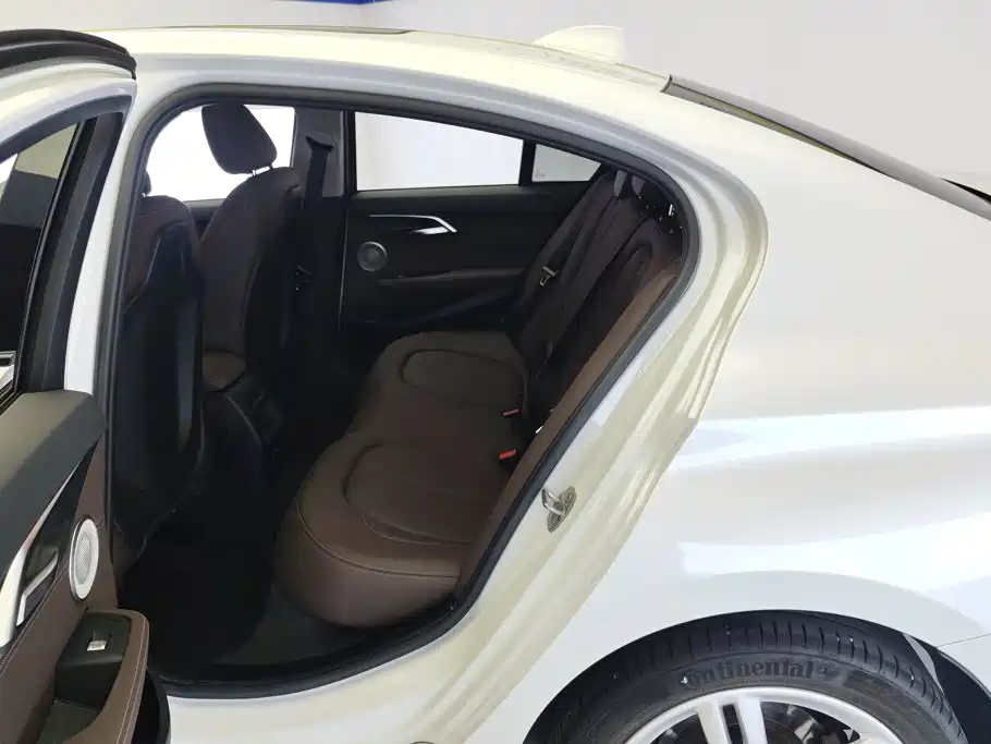 BMW 1 Series — миниатюра 11