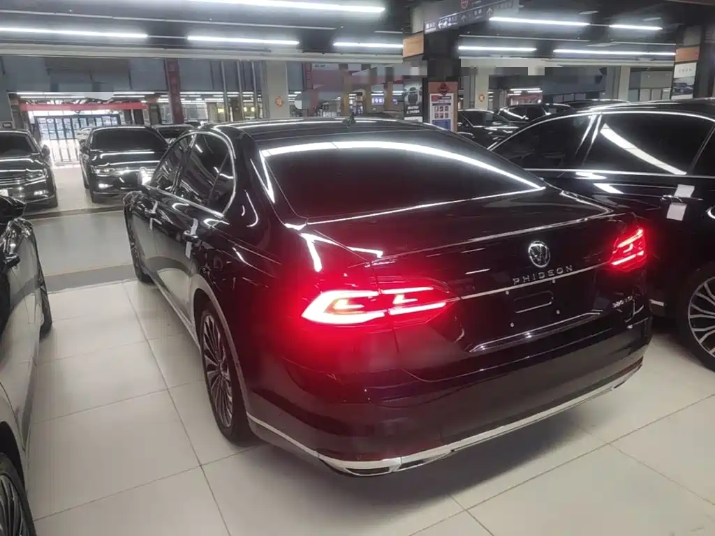 Volkswagen Phideon — миниатюра 5