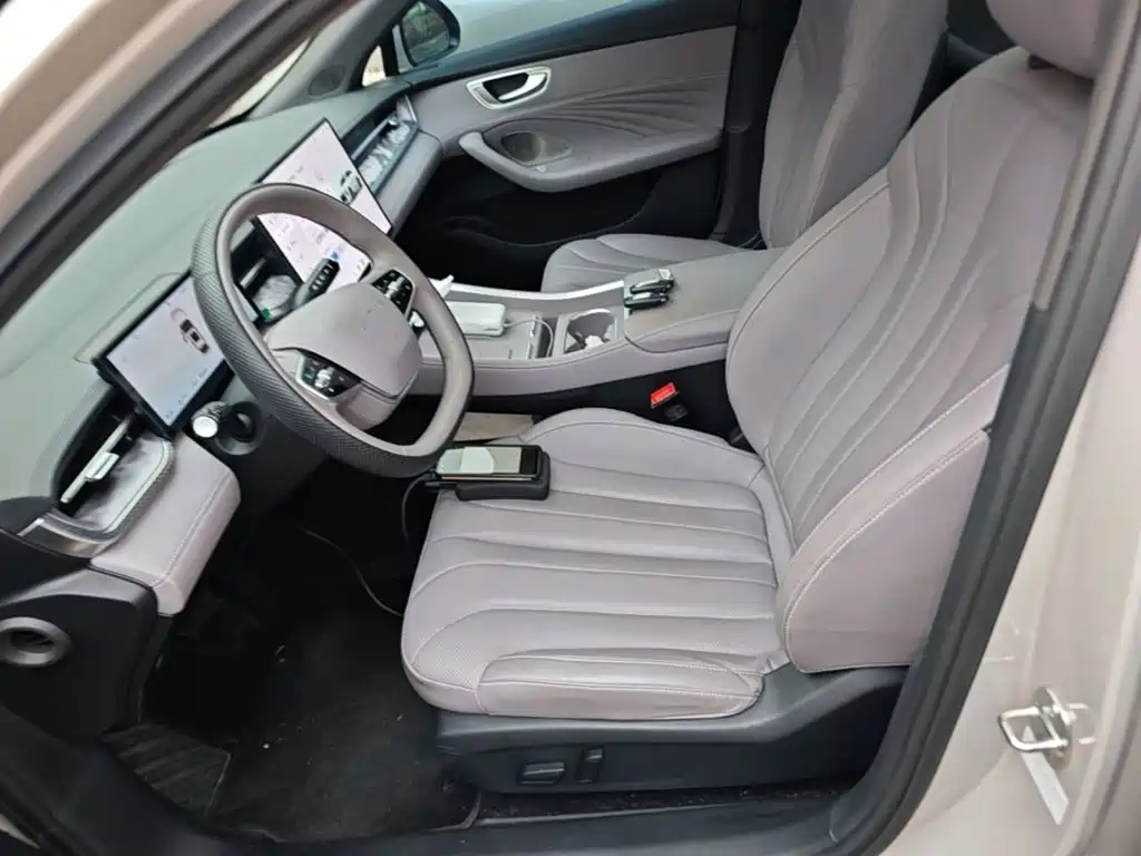 Roewe M7 DMH — миниатюра 15