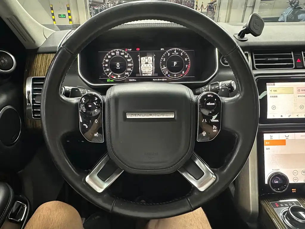 Land Rover Range Rover — миниатюра 13