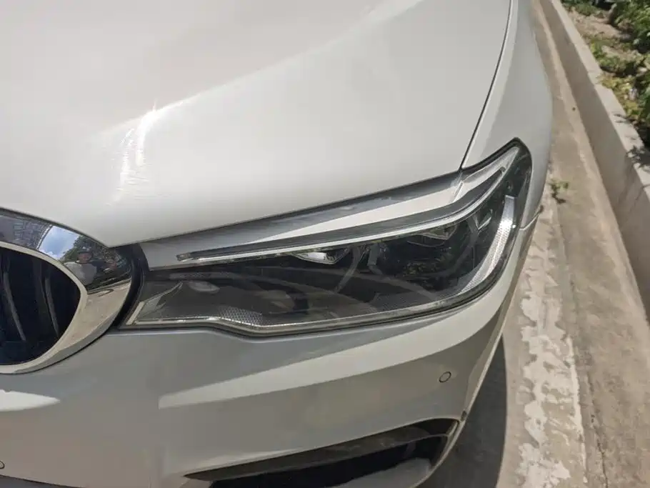 BMW 5 Series — миниатюра 5