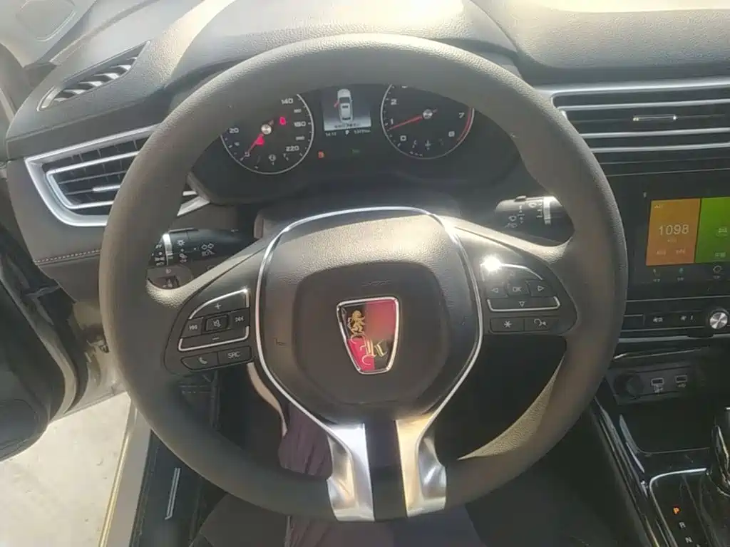 Roewe i5 — миниатюра 11