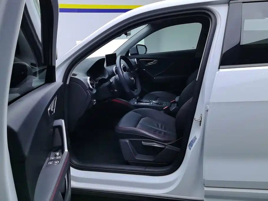 Audi Q2L — миниатюра 9