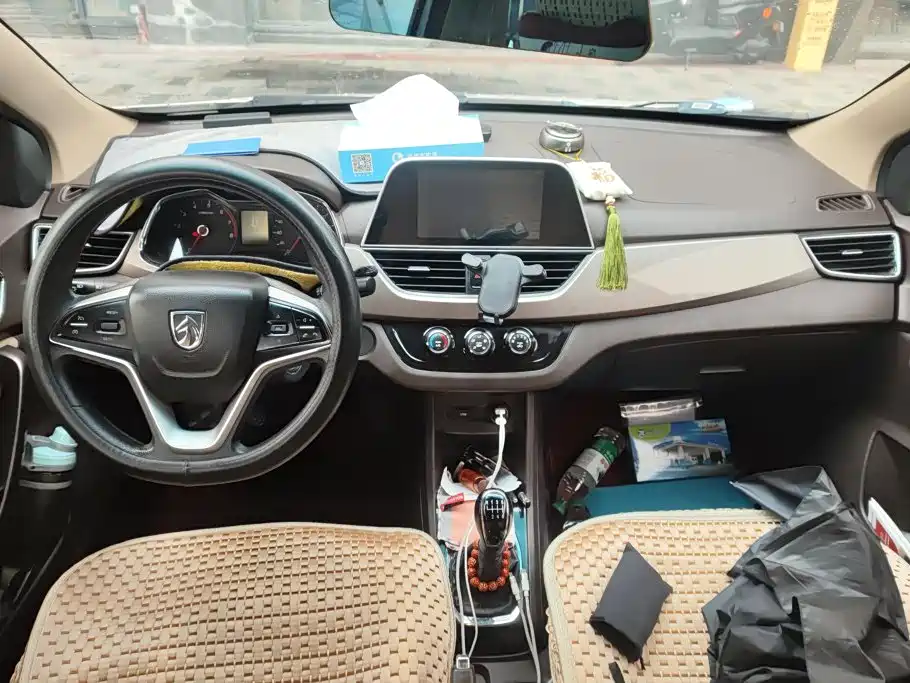 Baojun 310W — миниатюра 12