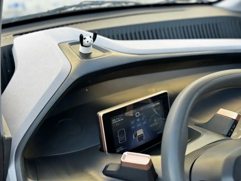 Baojun E200 — миниатюра 14