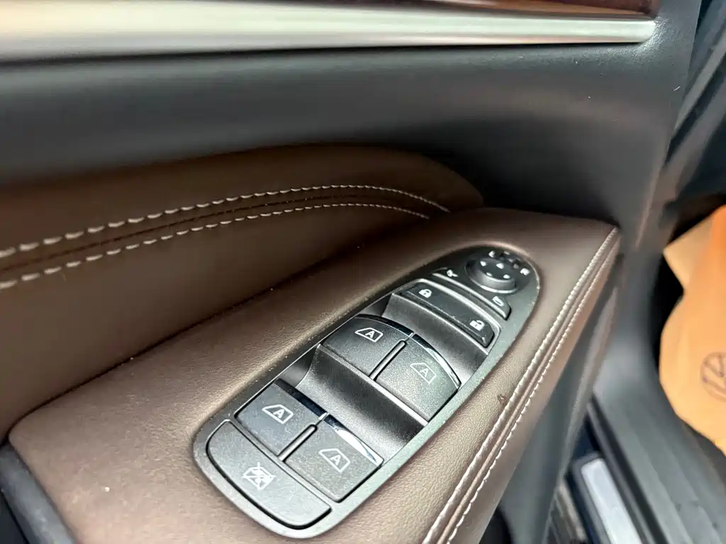 Infiniti QX60 (Import) — миниатюра 9