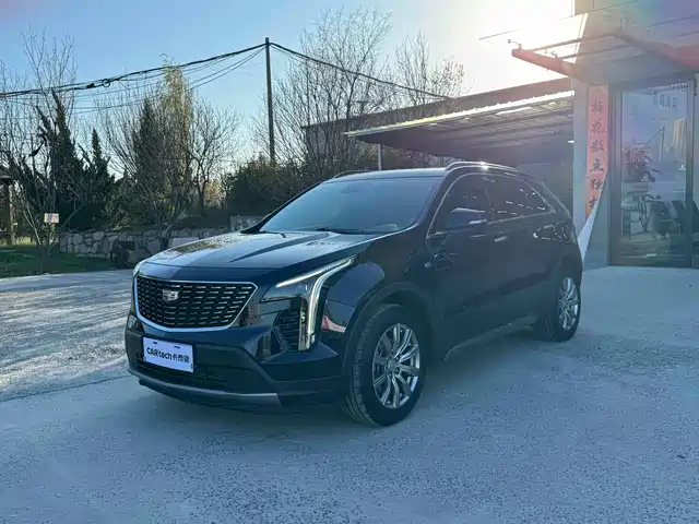 CADILLAC XT4 2023