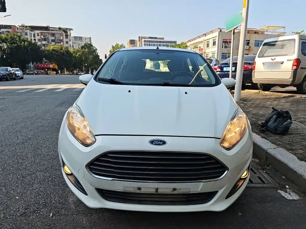 Ford Fiesta — миниатюра 3