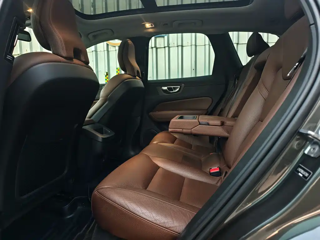 Volvo XC60 2020 T5 Luxury