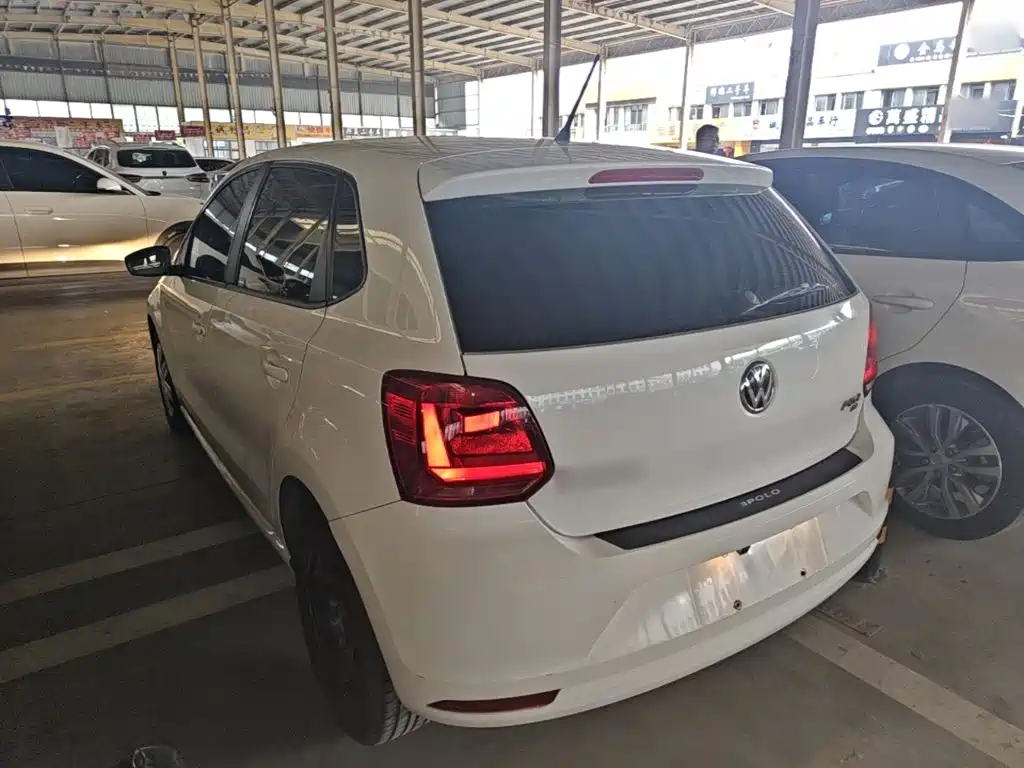 Volkswagen Polo — миниатюра 5
