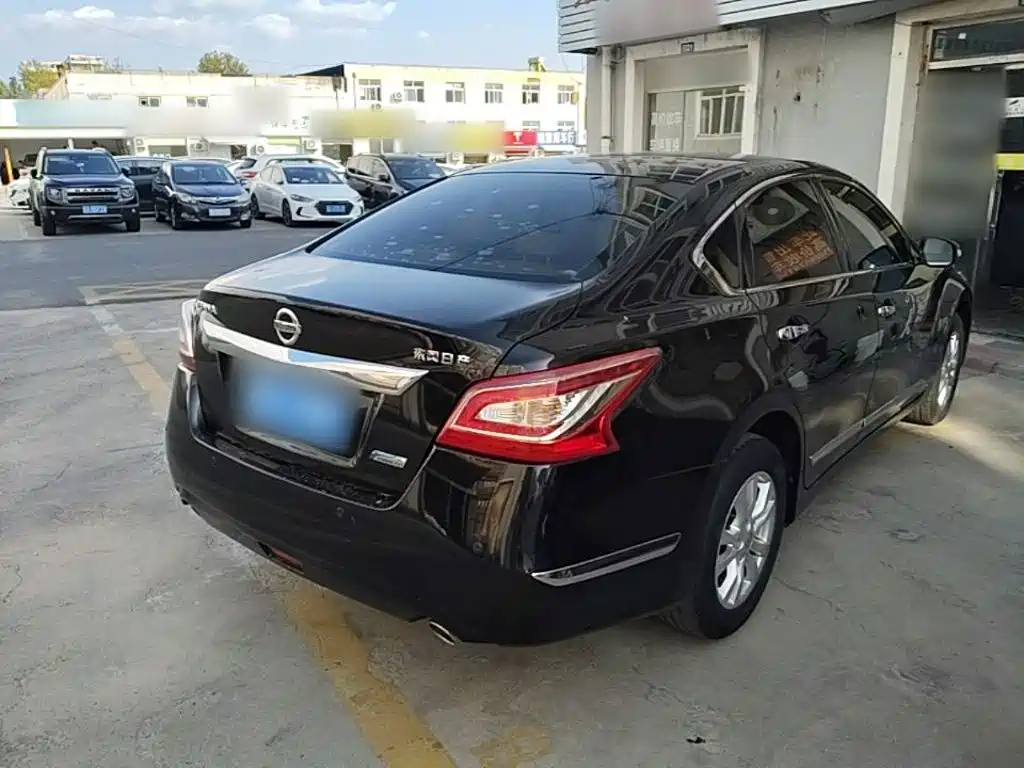 Nissan Teana — миниатюра 7
