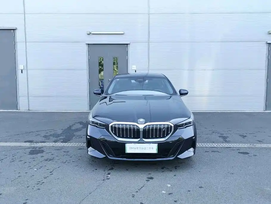 BMW i5 — миниатюра 4
