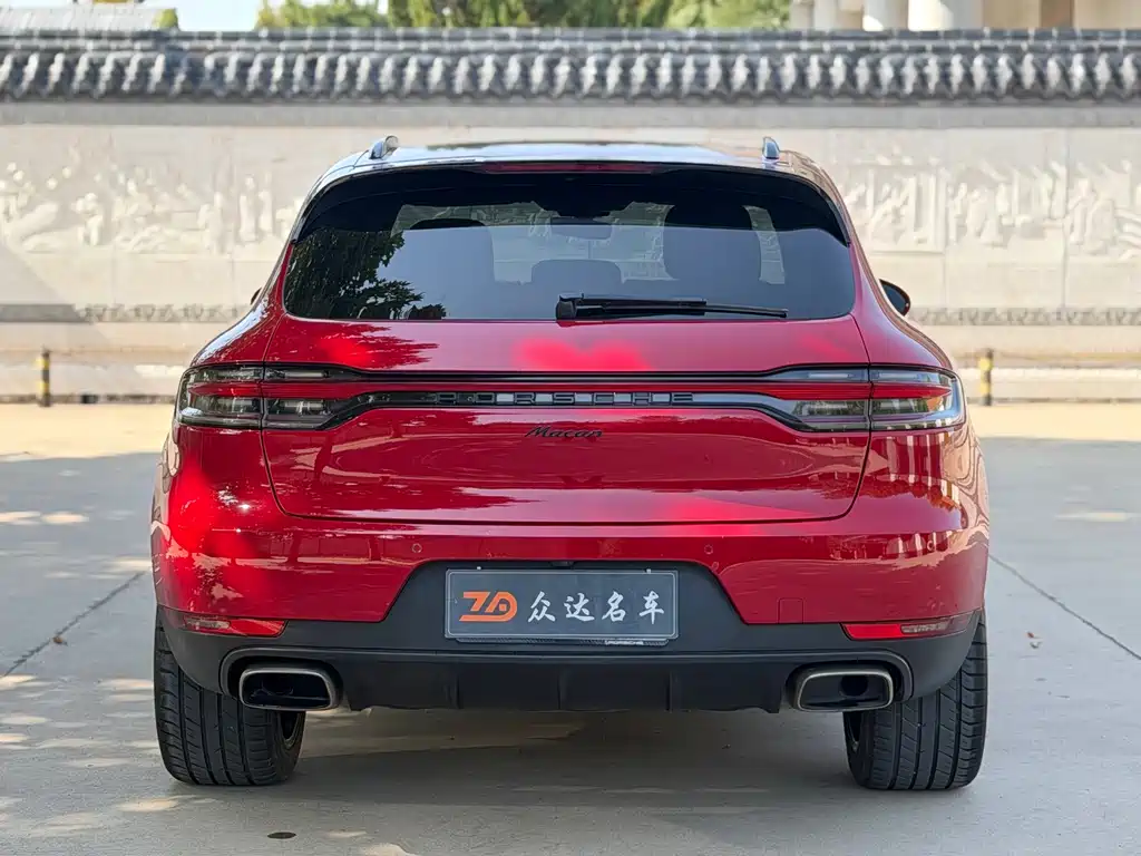 Porsche Macan — миниатюра 16