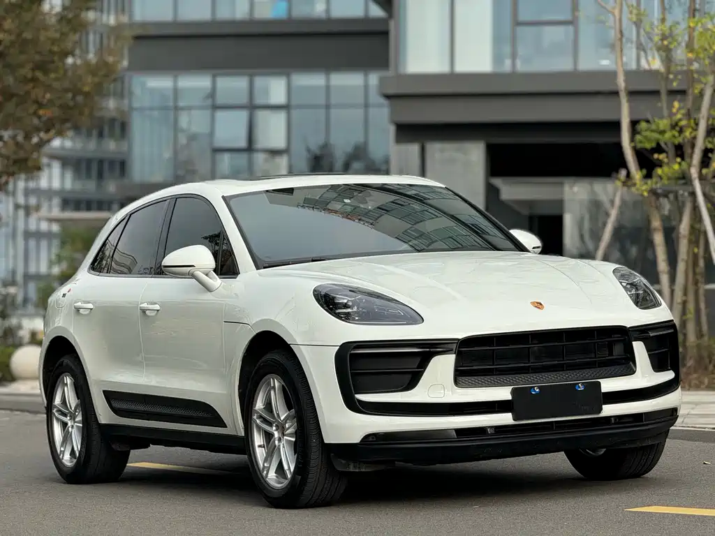 Porsche Macan — миниатюра 4