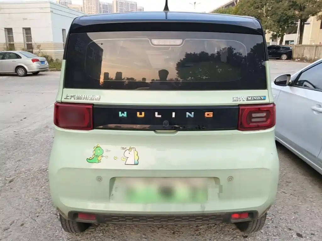 Wuling MINIEV — миниатюра 6