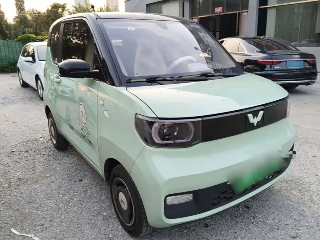 Wuling MINIEV — миниатюра 4