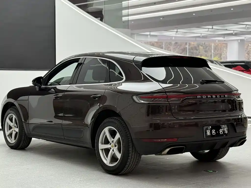 Porsche Macan — миниатюра 8