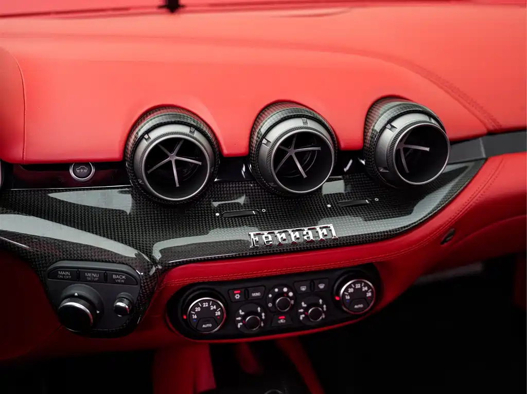 Ferrari F12berlinetta — миниатюра 23