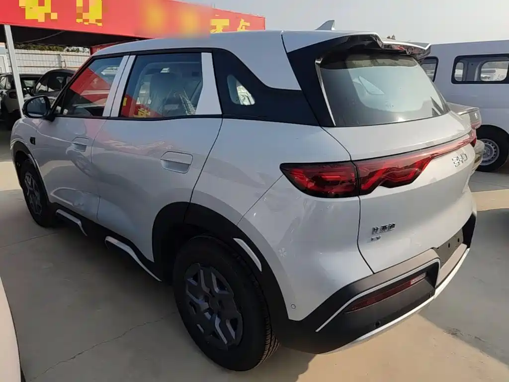 BYD Yuan UP — миниатюра 5