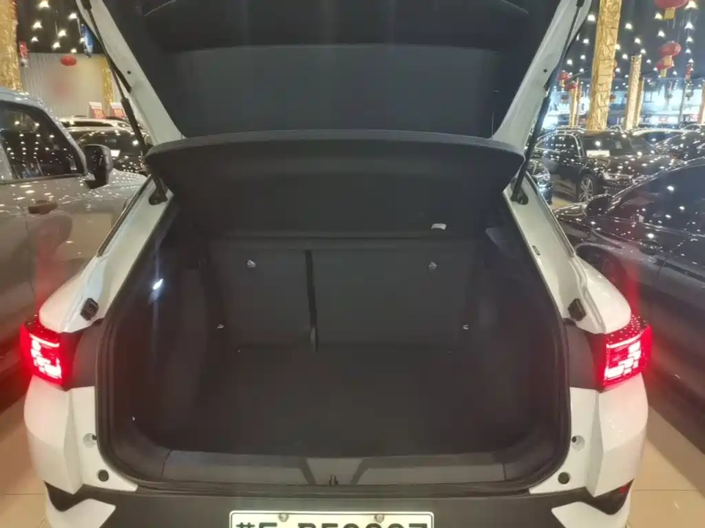Volkswagen ID.4 Crozz — миниатюра 19