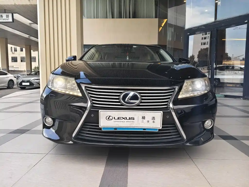 Lexus ES — миниатюра 2