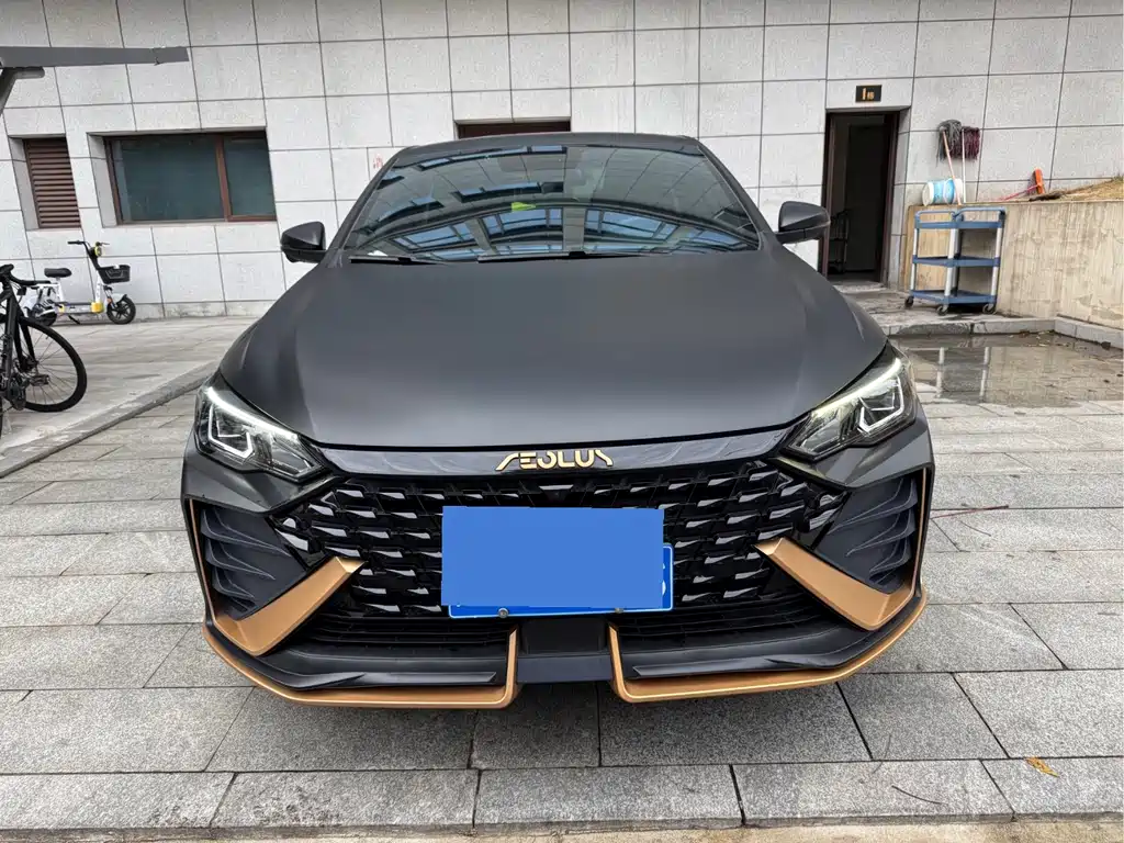 DONGFENG YI HYUN MAX