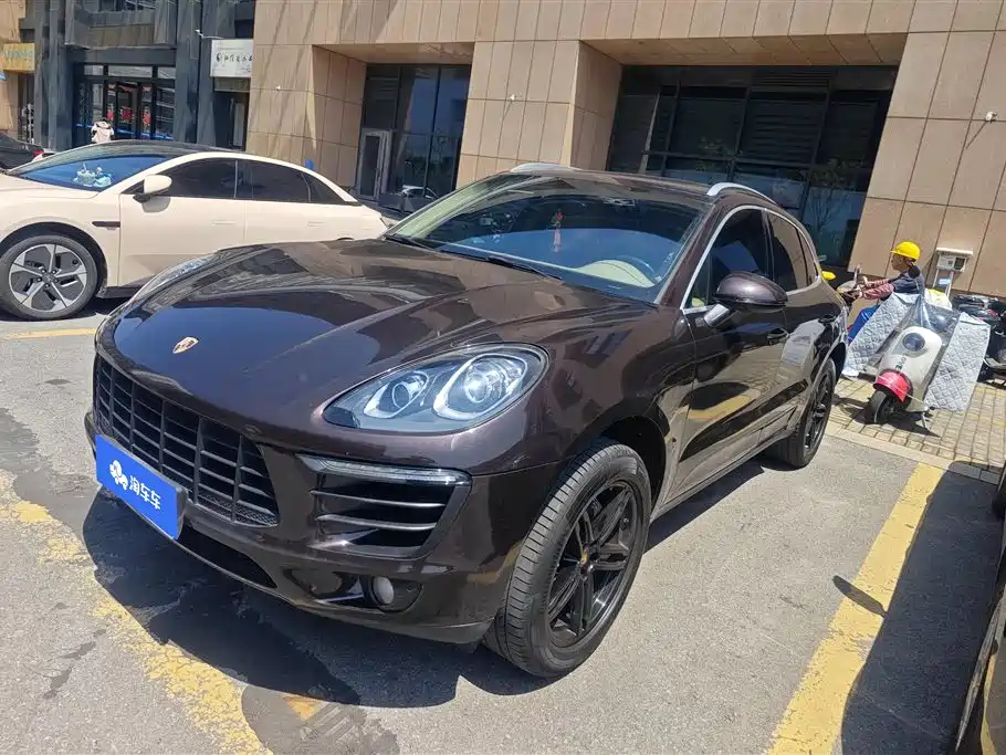 Porsche Macan 2014