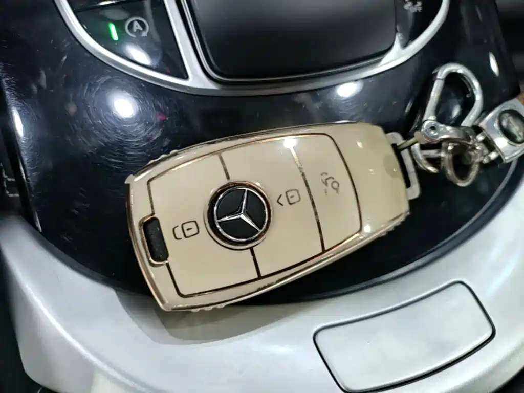 Mercedes-Benz GLC — миниатюра 9