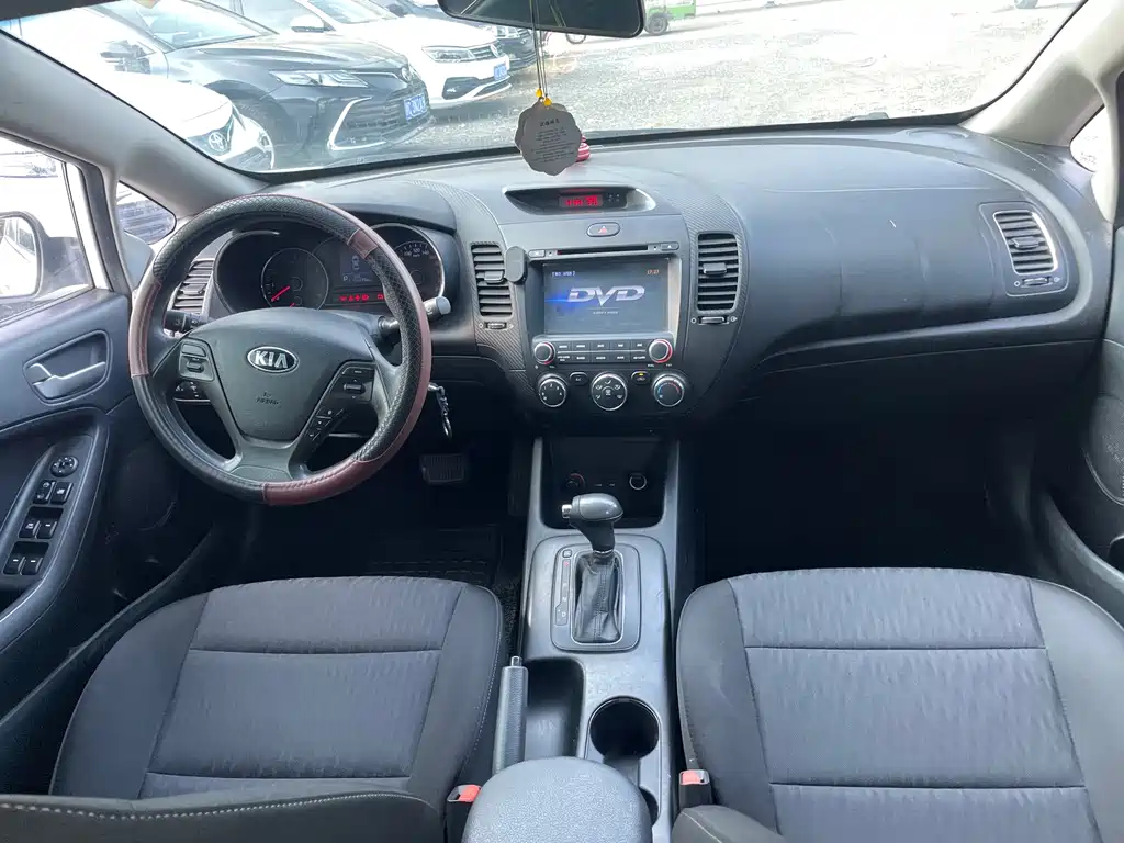 Kia K3 — миниатюра 10