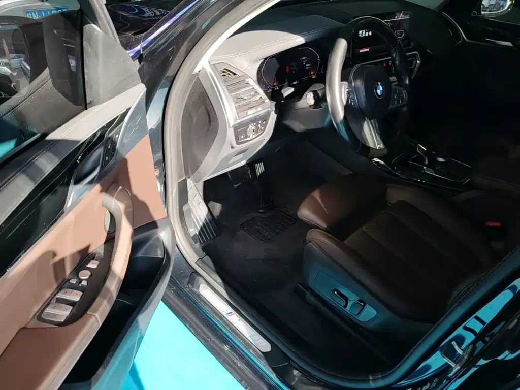 BMW X3 — миниатюра 16