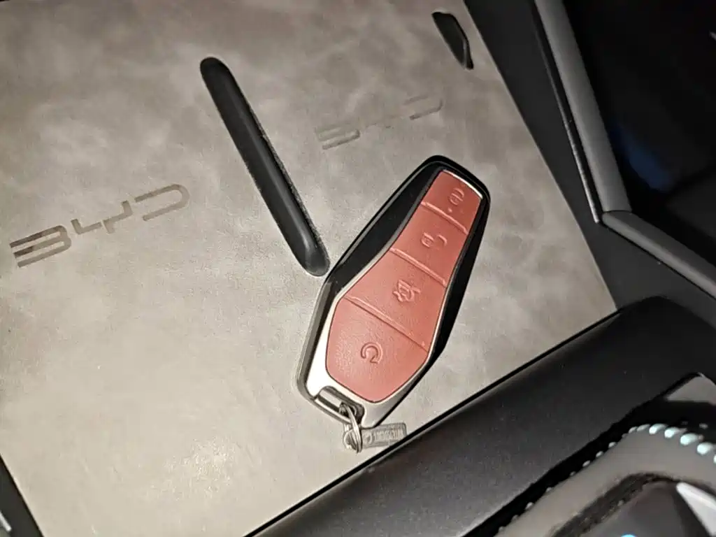 BYD Qin L — миниатюра 9
