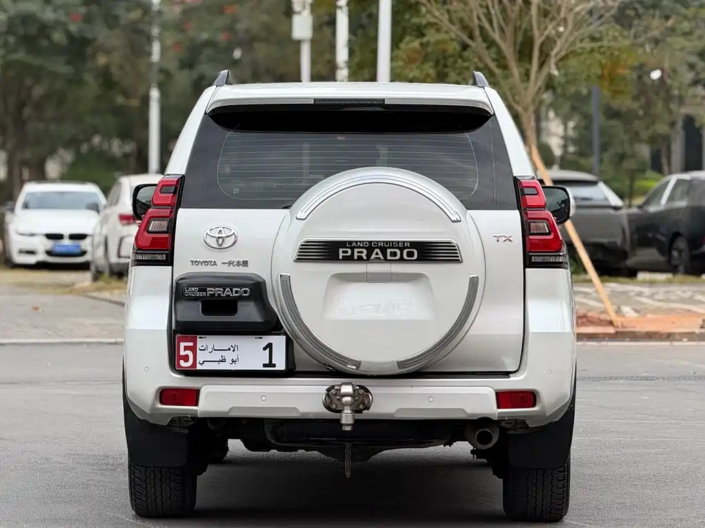TOYOTA PRADO