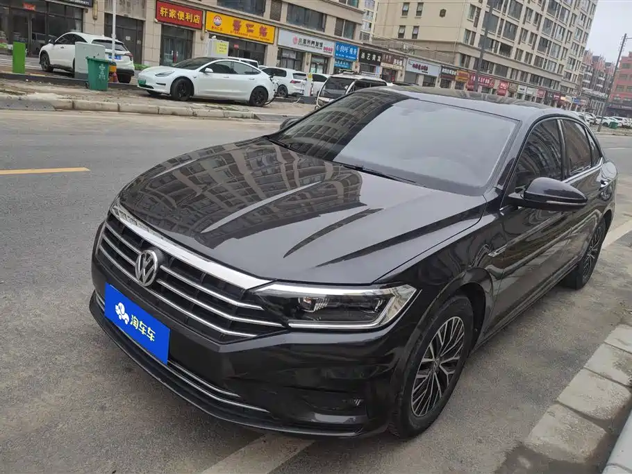 Volkswagen Sagitar 2020