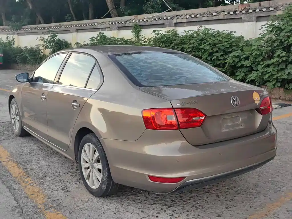 Volkswagen Sagitar — миниатюра 12