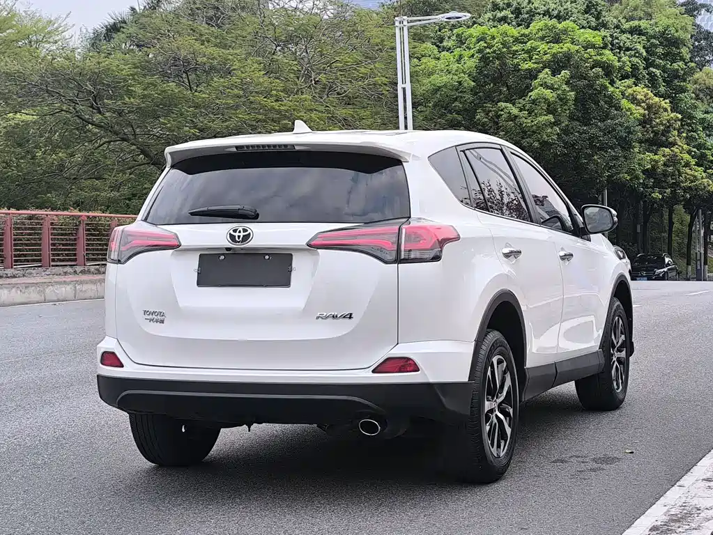 TOYOTA RAV4 RONGFANG