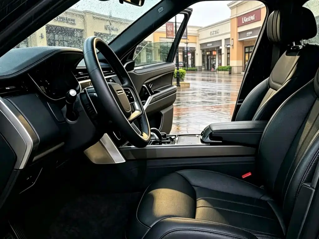 Land Rover Range Rover 2023 4.4 V8 530PS