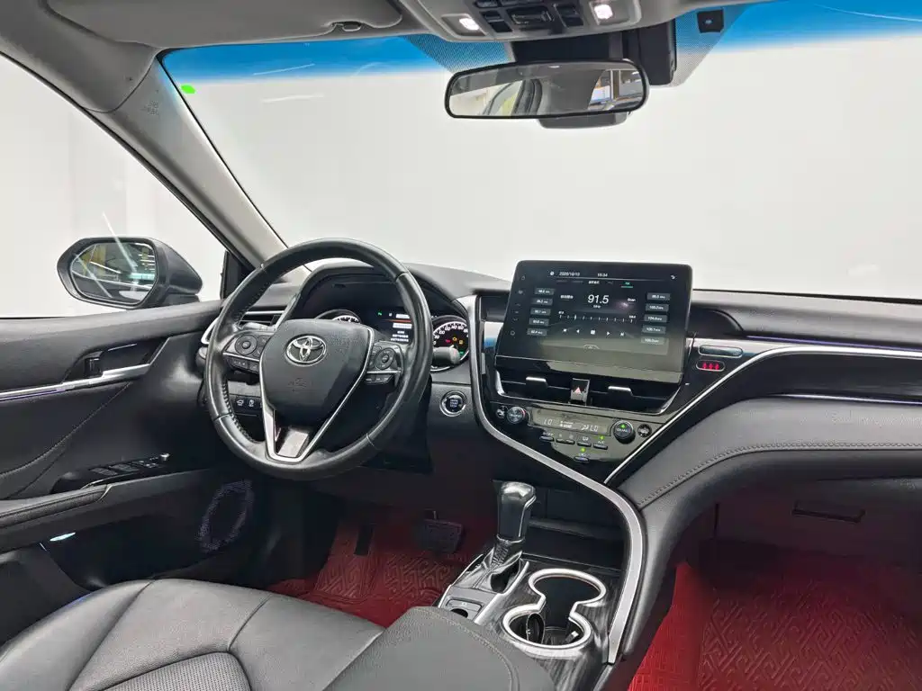 Toyota Camry — миниатюра 21