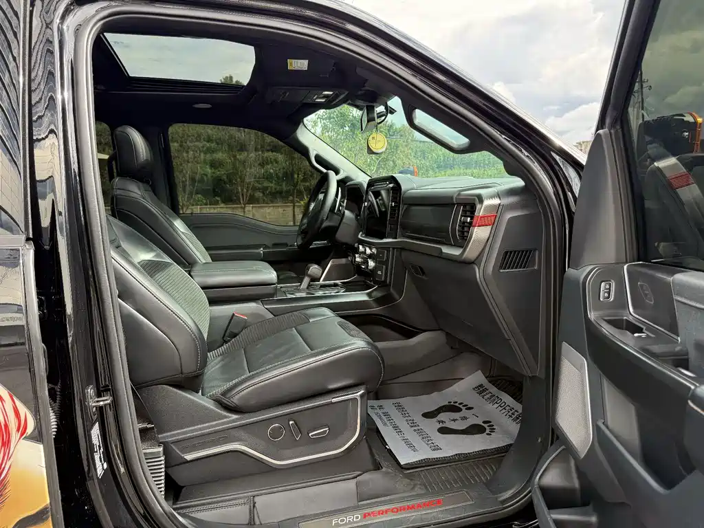 Ford F-150 Raptor — миниатюра 10