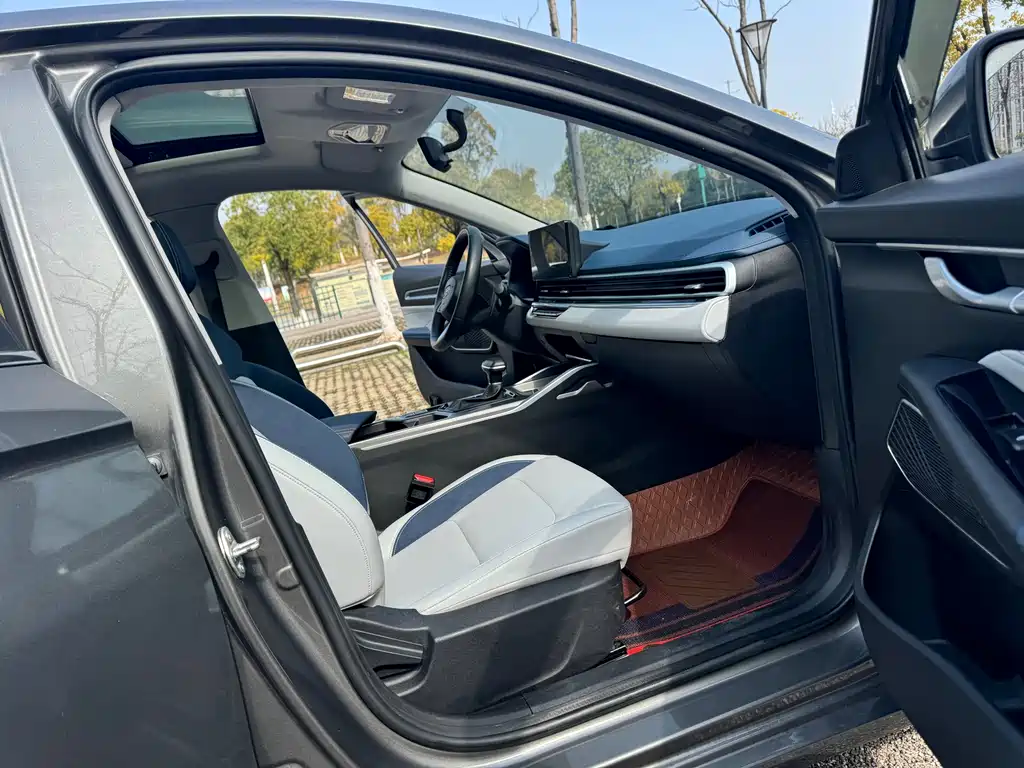 GEELY AUTOMOBILE EMGRAND