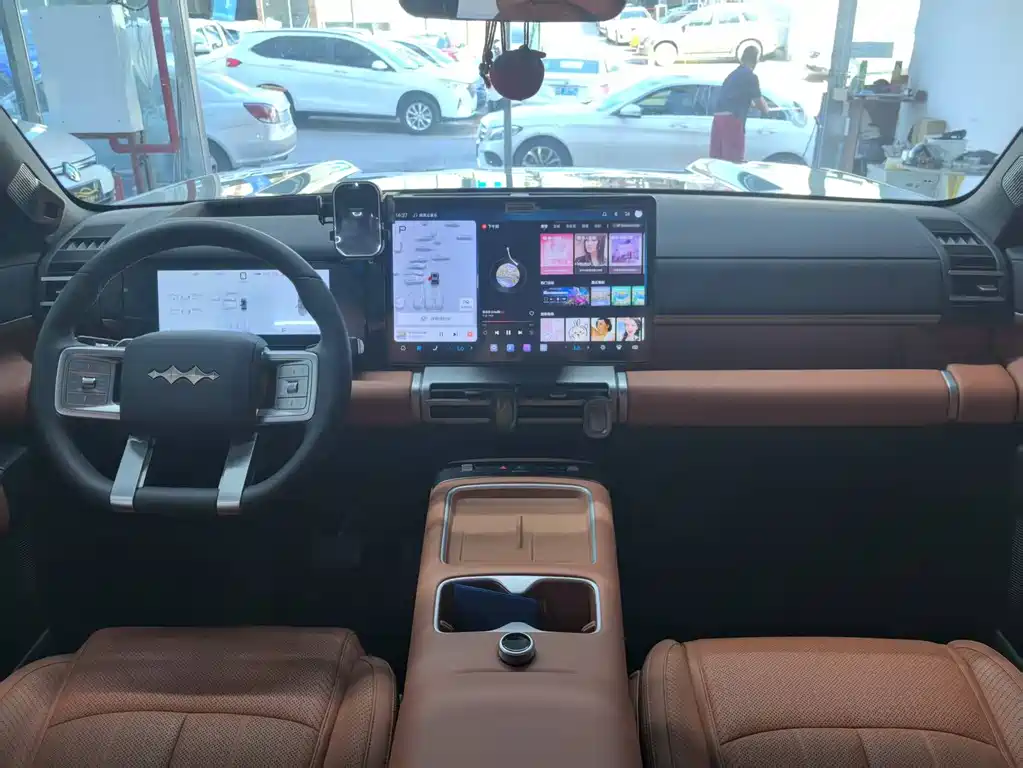 Fangchengbao Leopard 7 7 2025 190KM Max