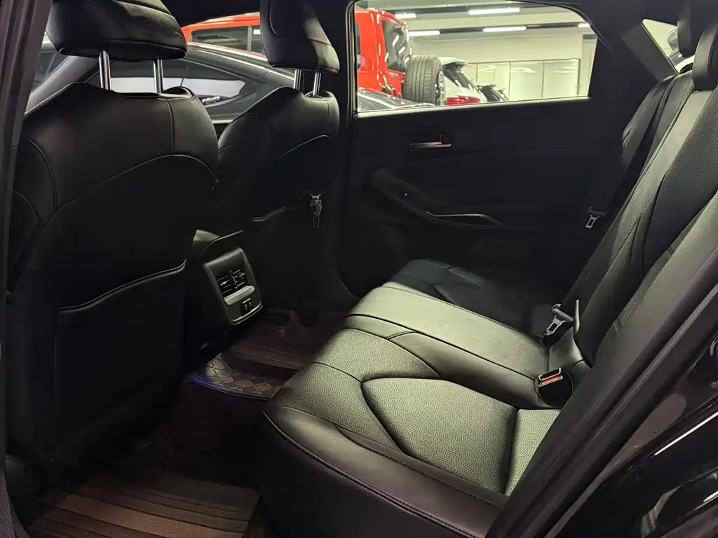 Toyota Avalon — миниатюра 15