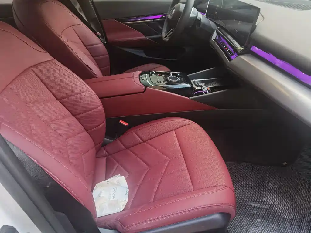 BMW i5 — миниатюра 16