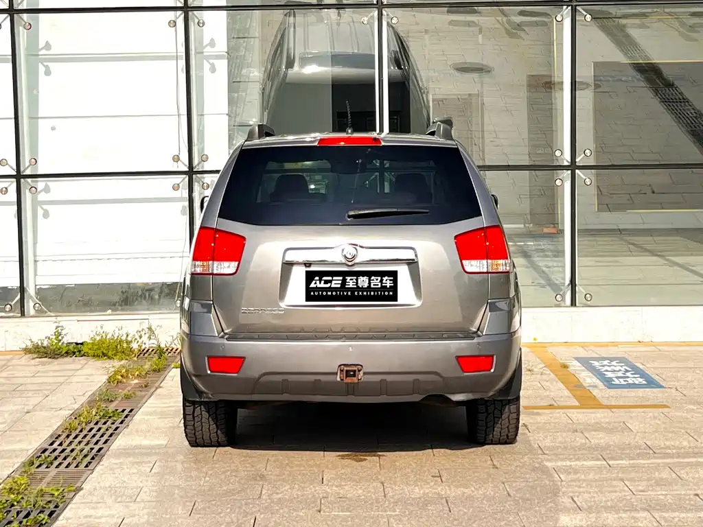 Kia Borrego — миниатюра 5