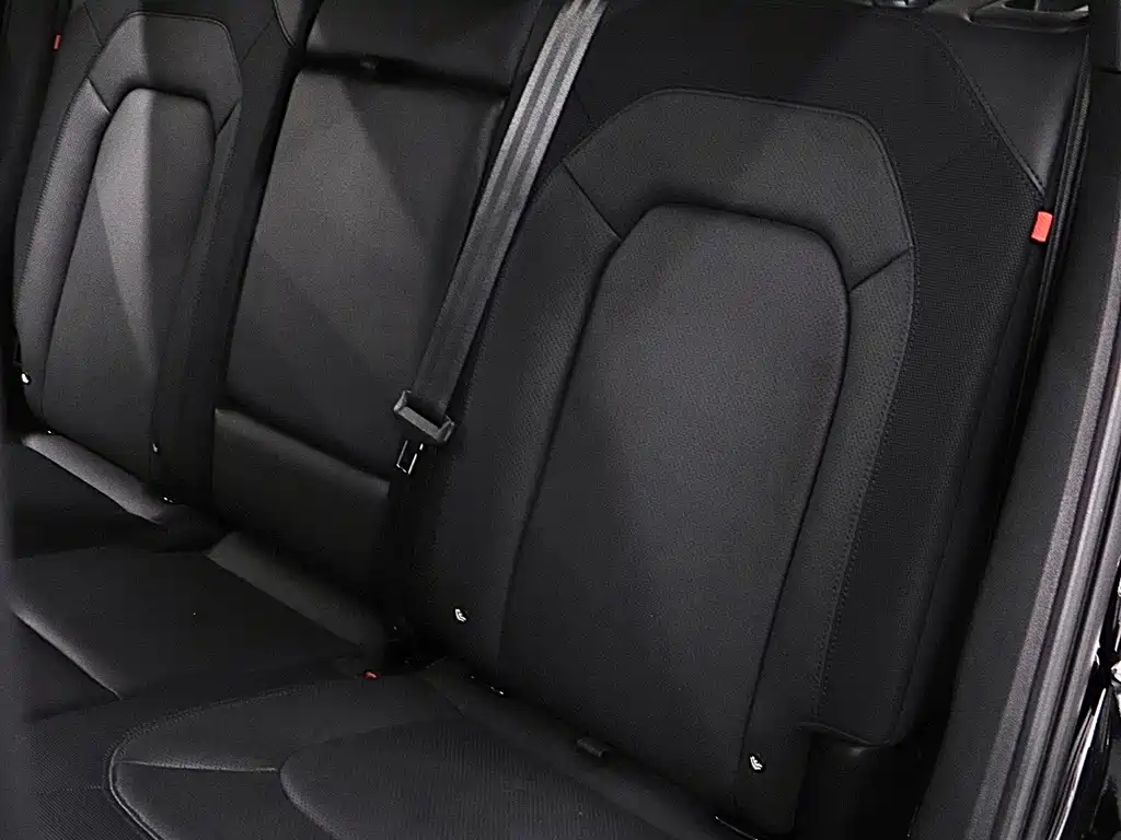 Land Rover Defender — миниатюра 14