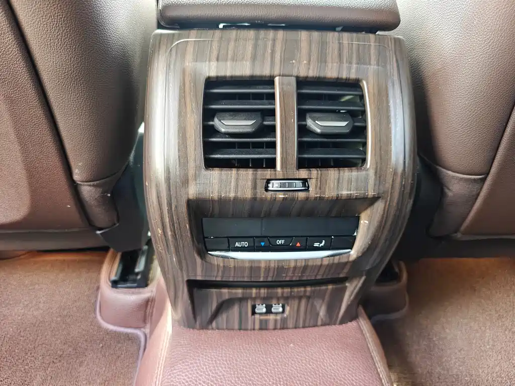 BMW X3 — миниатюра 9